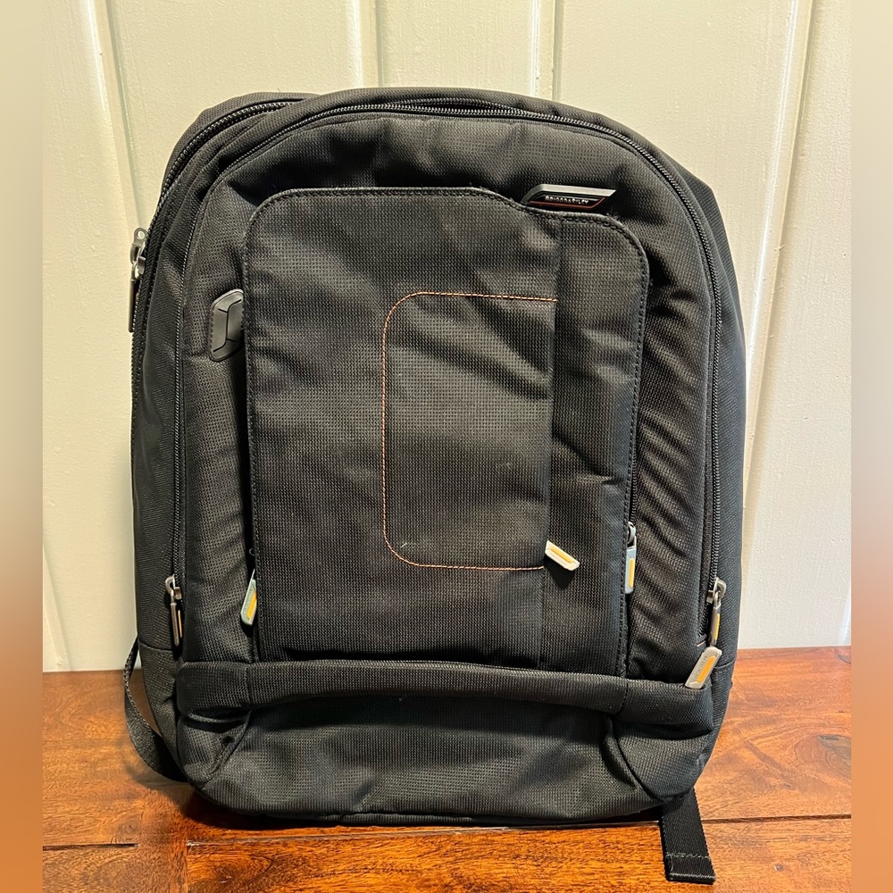Briggs & Riley Verb Verb Glide Backpack
